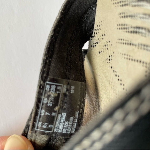 Clark’s slippers‎ Women’s  size 7 Flip Flop. - Picture 10 of 11